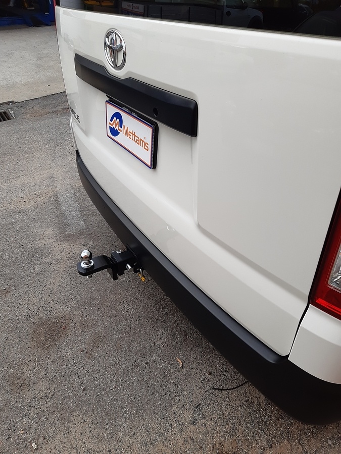 Toyota HiAce Gen 6 5D Van LWB & SLWB (RPA disable via dash) 02-19 - On CLASS 4 TOWBAR
