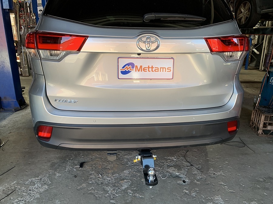 Toyota Kluger SUV AXUH 03-21 - On CLASS 4 TOWBAR