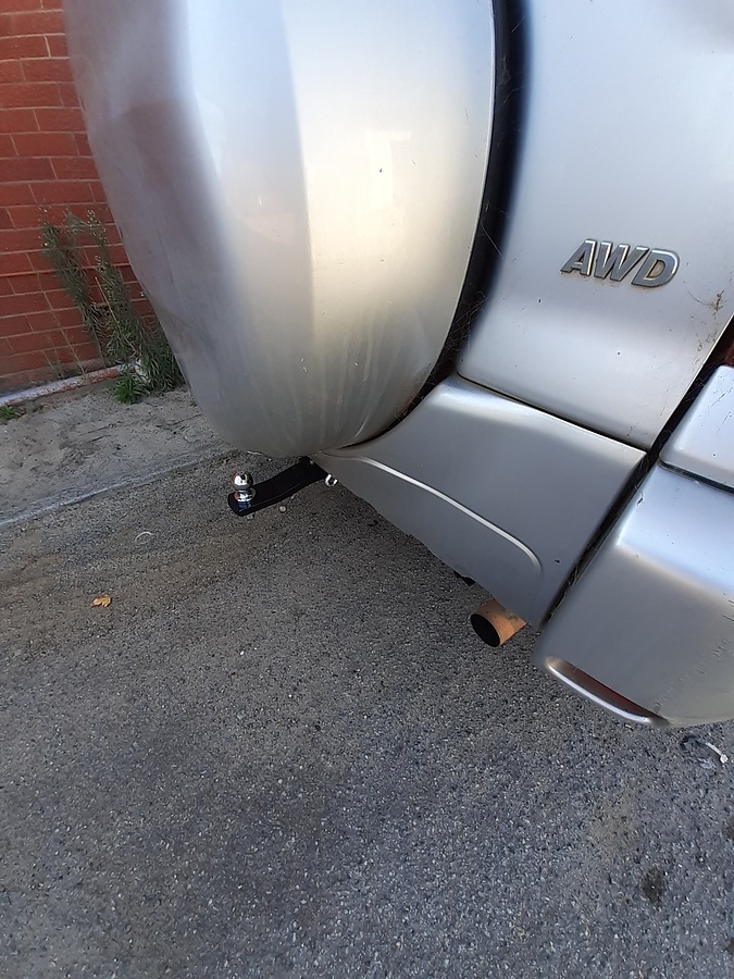 Toyota RAV4 SUV 07-00 - 01-06 CLASS 2 TOWBAR